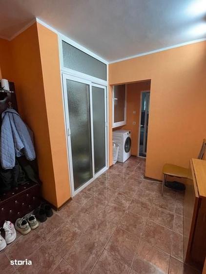 Apartament cu 2 camere decomandat în Micro 16