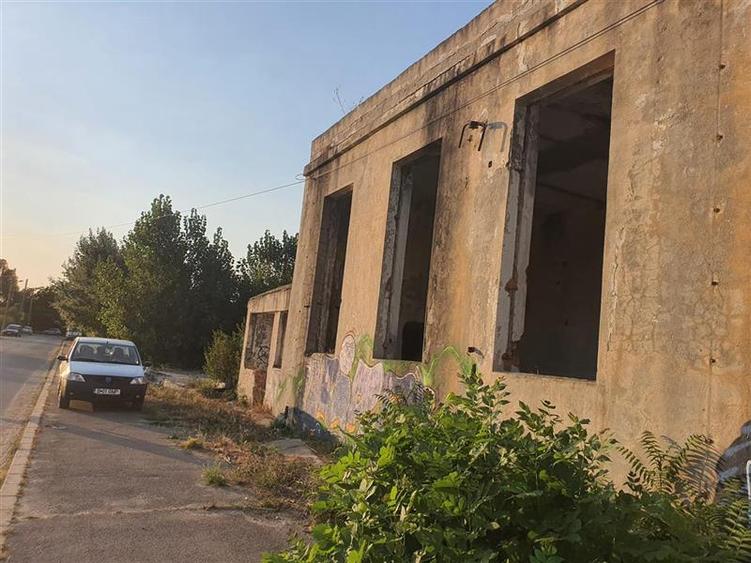 Spațiu industrial, de 3,000 mp, în Giulești