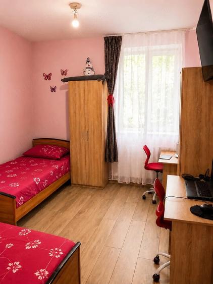 Apartament cu 2 camere decomandat în Central