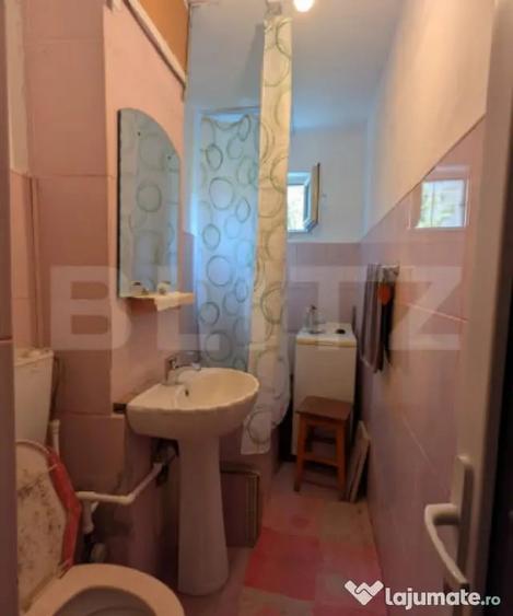 Apartament cu 2 camere semidecomandat în Micro 4