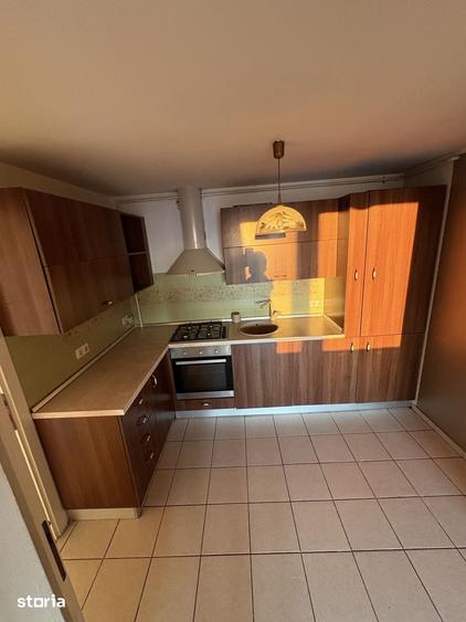 Apartament cu 3 camere în Colentina