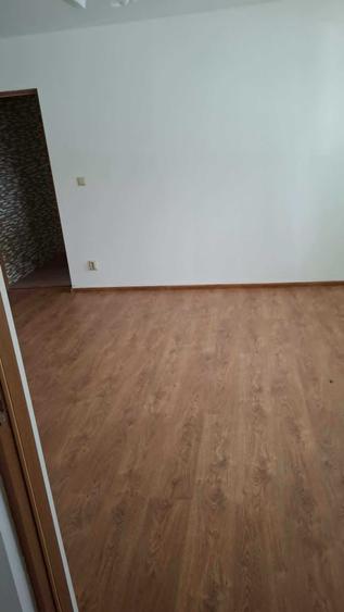 Apartament cu 2 camere semidecomandat în Micro 15