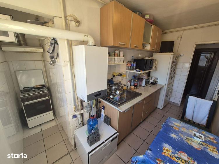 Apartament cu 3 camere decomandat, mobilat în Astra