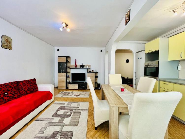 Apartament cu 3 camere decomandat, mobilat în Mănăștur