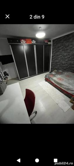 Casă cu 10 camere cu Teren 170 Mp în Rahova