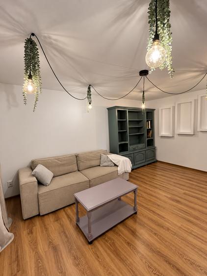 Apartament cu 3 camere decomandat în Lipovei