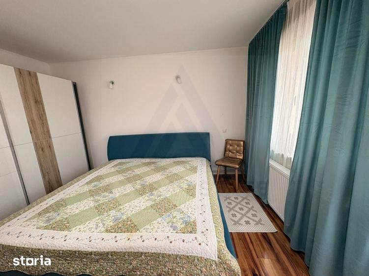 Casă cu 5 camere cu Teren 250 Mp în Lazaret