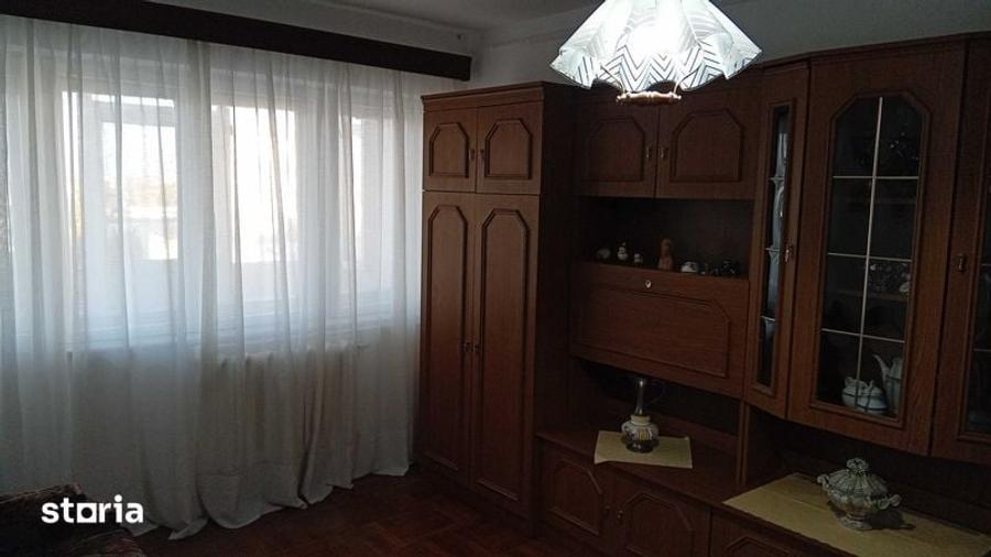 Apartament cu 2 camere decomandat în Micro 14
