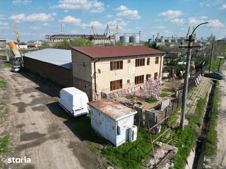 Spațiu comercial, de 4,454 mp, în Independenței