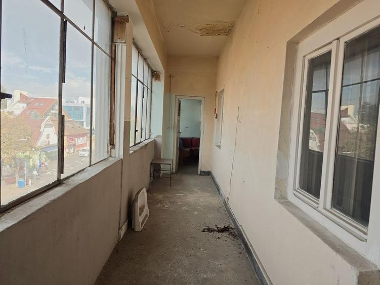 Apartament cu 2 camere nedecomandat în Brașovul Vechi