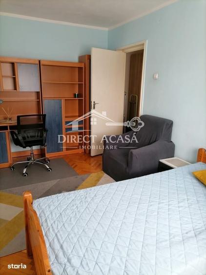 Apartament cu 3 camere în Dâmbu Pietros
