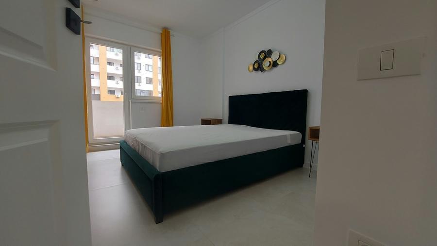 Apartament cu 2 camere decomandat în Berceni