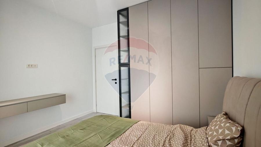 Apartament cu 2 camere semidecomandat, mobilat în Tunari