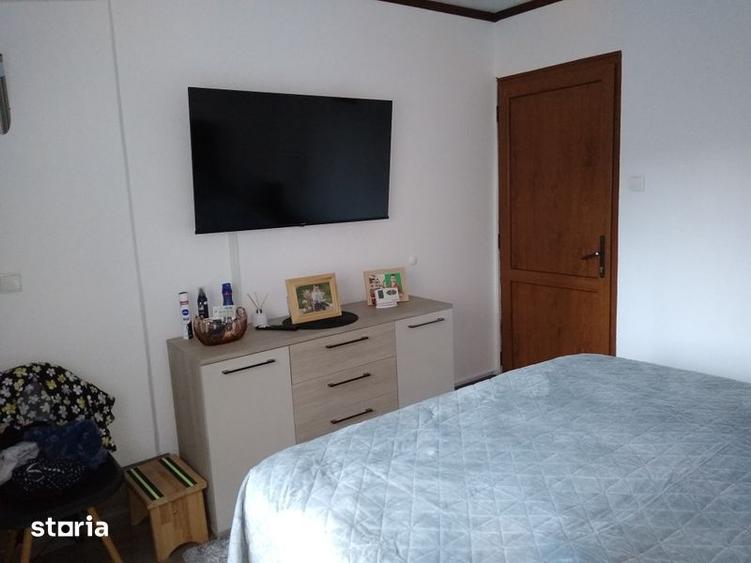 Apartament cu 2 camere decomandat în Petros