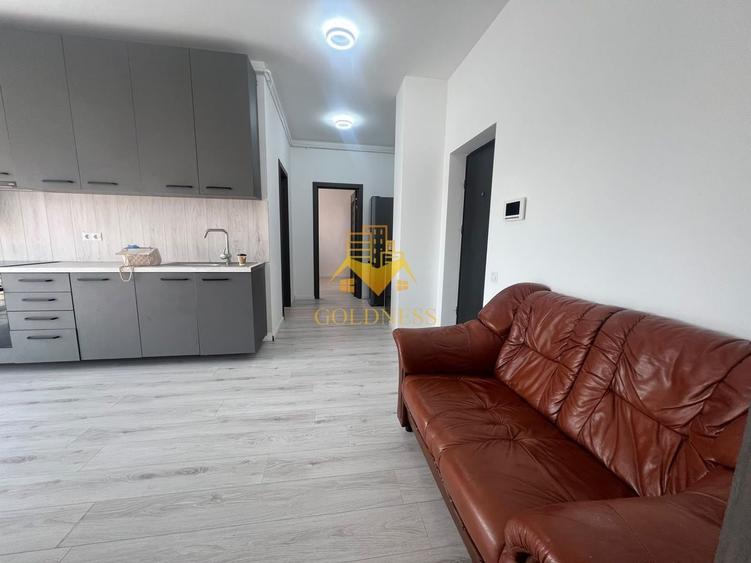 Apartament cu 3 camere, mobilat în Central