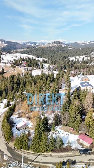 Casă individuală cu 6 camere cu Canalizare în Piatra Fântânele