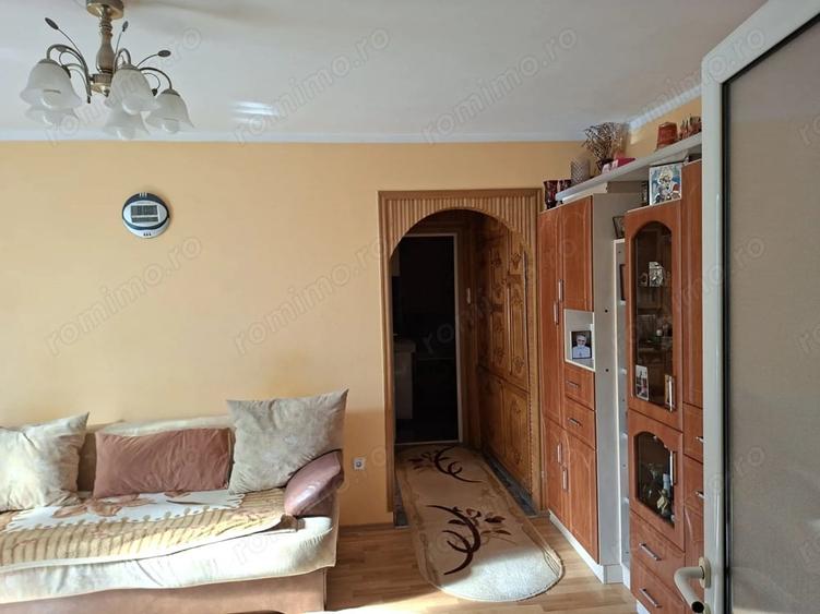 Apartament cu 2 camere semidecomandat în Ultracentral