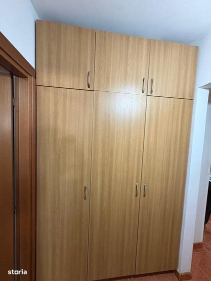 2 cam d 52 mp zona podul de fier renovat modern et.1/4 450 euro liber - 13
