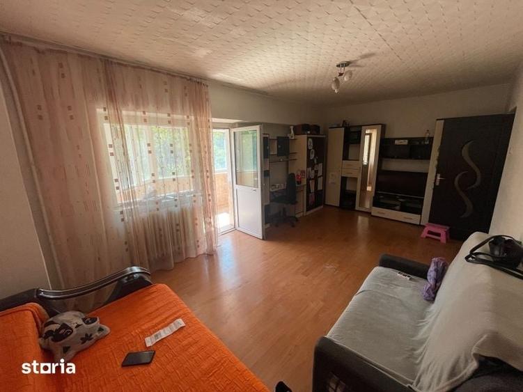 Apartament cu 3 camere în Nicolina