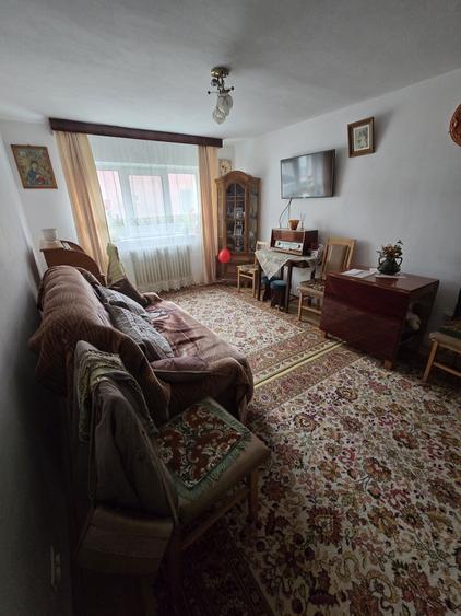 Apartament cu 2 camere decomandat în Sud