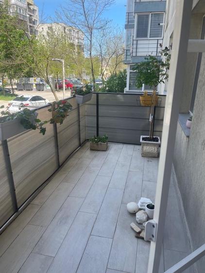 Apartament cu 2 camere decomandat în Palazu Mare