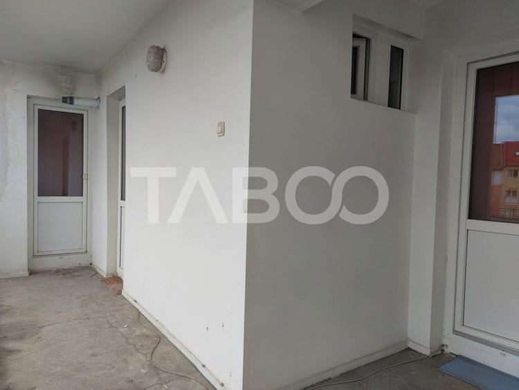 Apartament cu 2 camere decomandat, mobilat în Mihai Viteazul