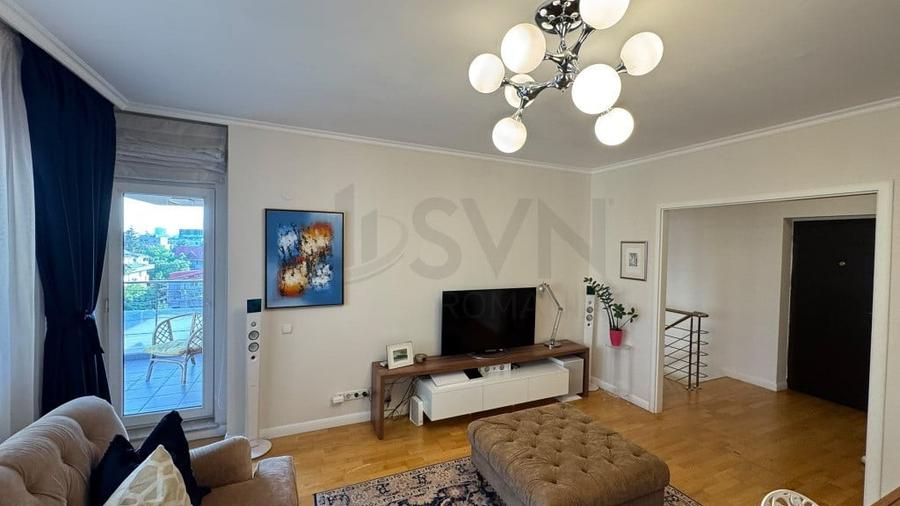 Apartament cu 3 camere decomandat în Lacul Tei