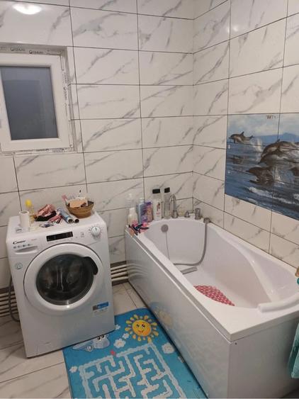 Casă cu 5 camere cu Teren 750 Mp în Golești (Ștefănești)