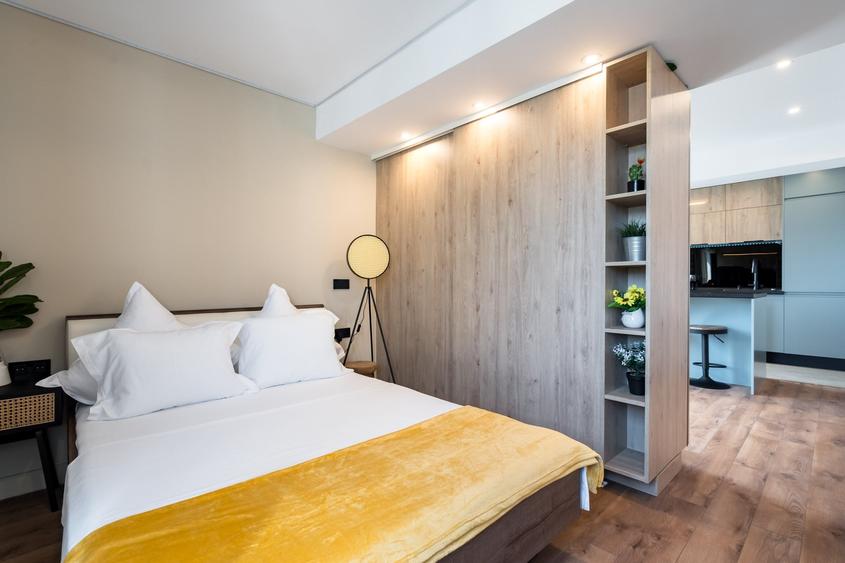 Apartament cu 2 camere semidecomandat în P-ța Romană