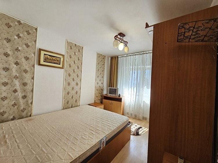 Apartament cu 3 camere decomandat, mobilat în Dristor