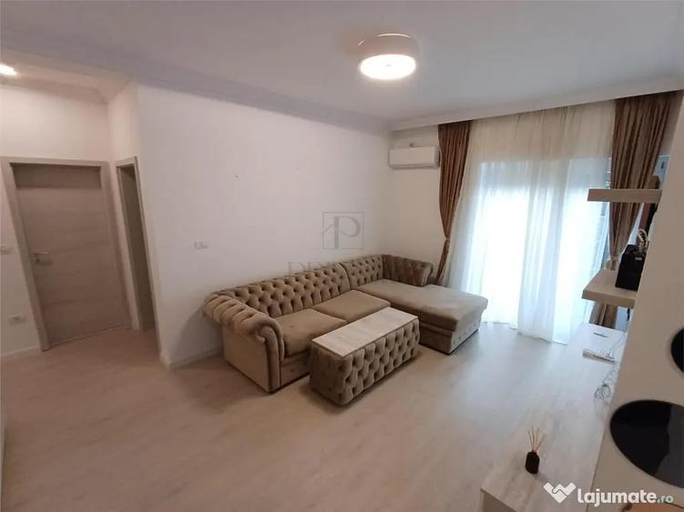 Apartament cu 3 camere decomandat în Chișoda