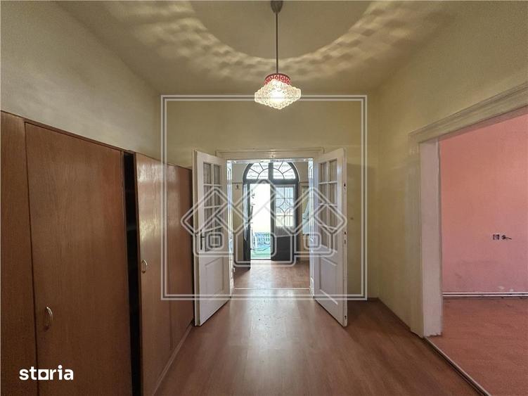 Casa cu curte comuna, 53 mp utili + pivnita amenajata - Piata Cluj - 5