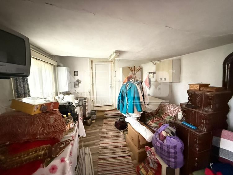 Casă individuală cu 5 camere cu Canalizare în Ultracentral