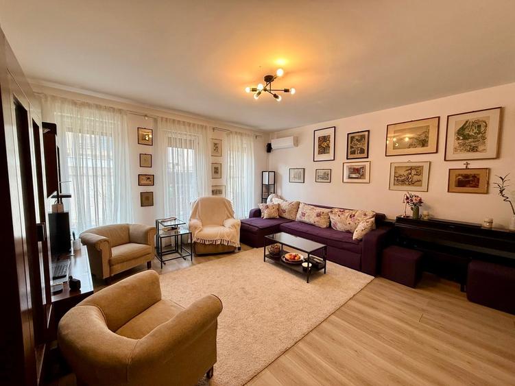 Duplex cu 4 camere cu Canalizare în Popești-Leordeni