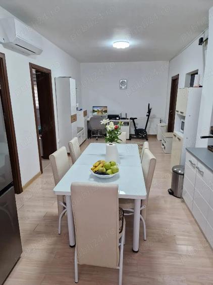 Apartament cu 2 camere decomandat în Sud