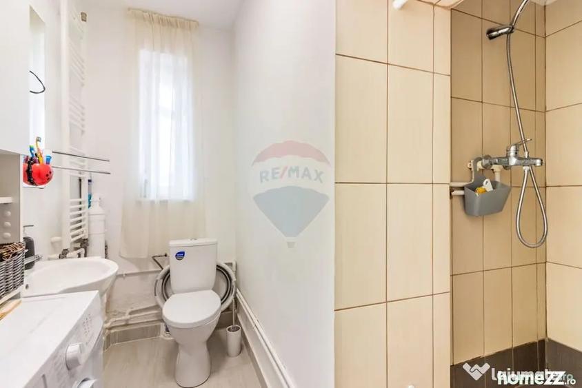 Apartament cu 3 camere decomandat în Cișmigiu