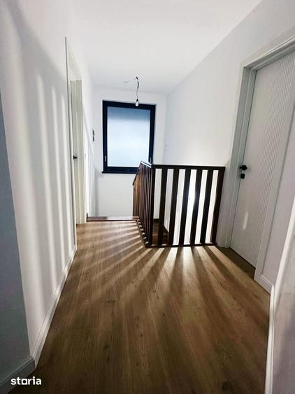 Casă cu 5 camere cu Teren 500 Mp în Mărăcineni