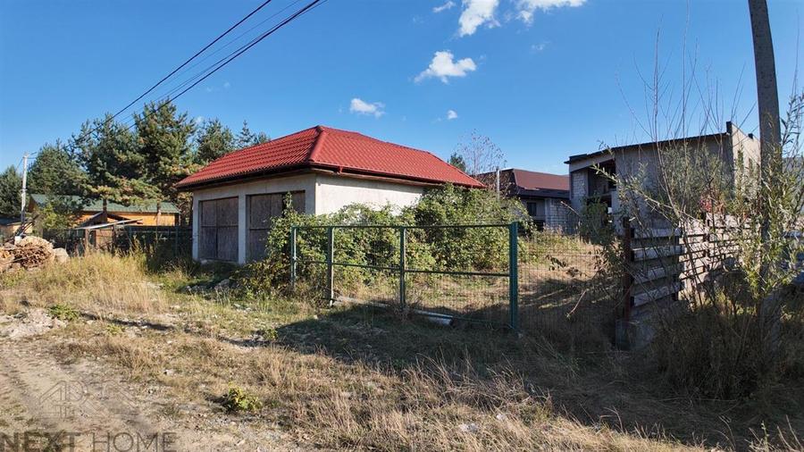 Casă cu 12 camere cu Teren 680 Mp în Podu Nărujei