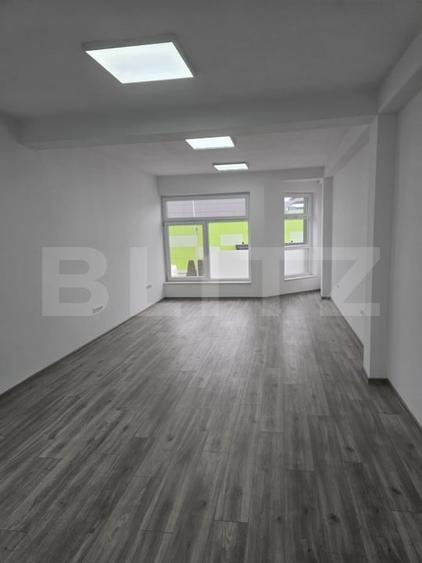 Spațiu comercial, de 240 mp, în Calea Moldovei