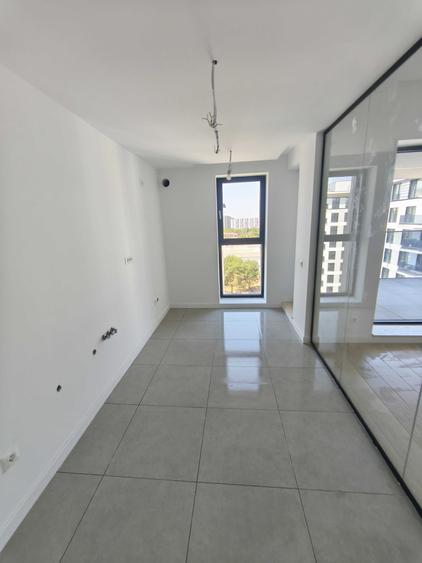 Apartament cu 2 camere decomandat în Pipera