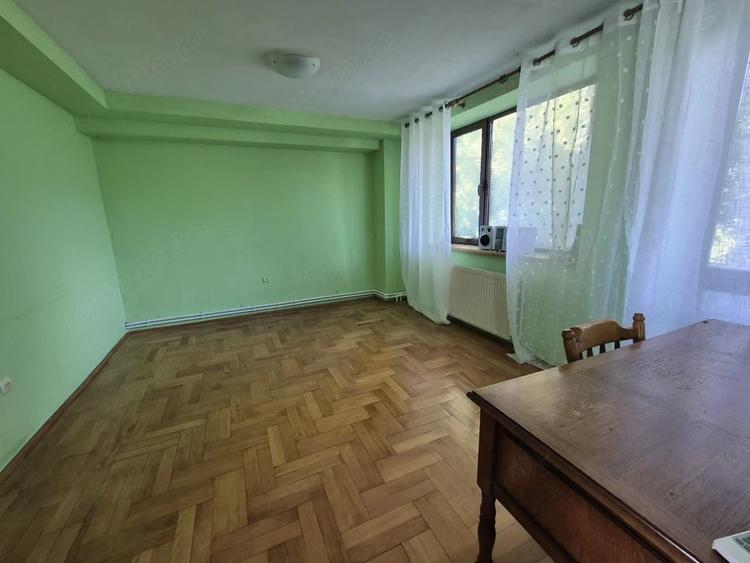 Casă cu Teren 240 Mp în Bere