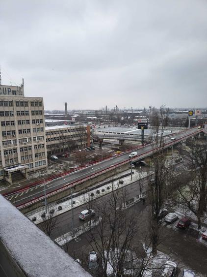 Apartament cu 2 camere semidecomandat în Sud