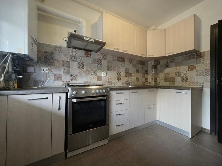 Apartament cu 2 camere decomandat în Popești-Leordeni