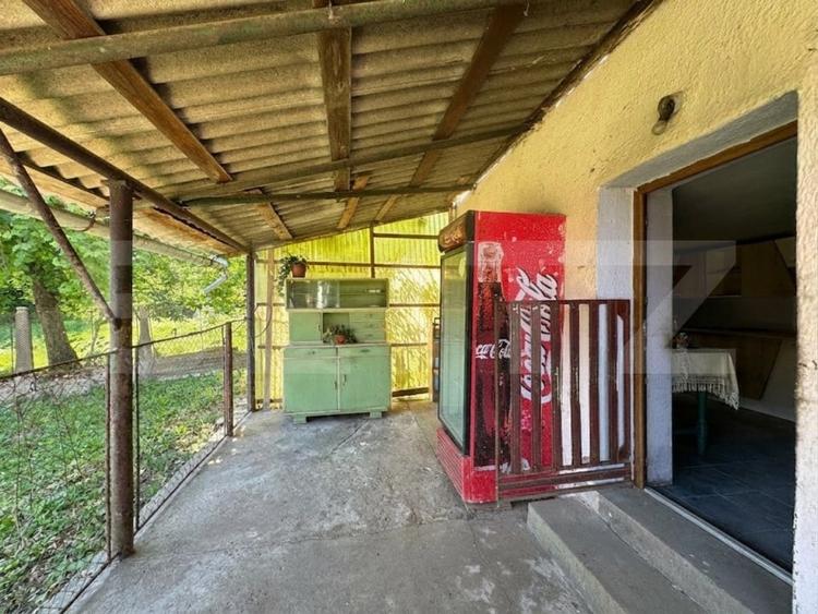 Casă individuală cu 4 camere cu Canalizare în Brănișca
