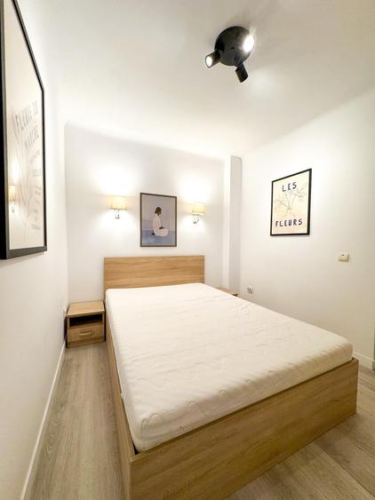 Apartament cu 4 camere decomandat în Gara de Nord