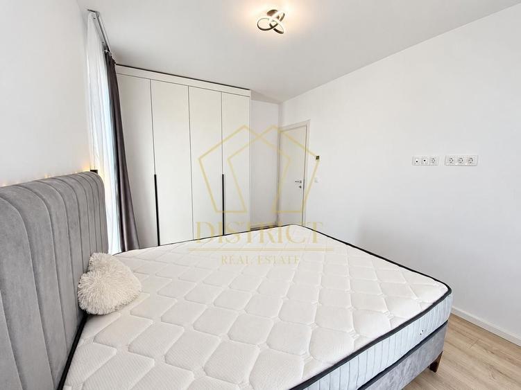 Apartament cu 3 camere decomandat, mobilat în Lipovei