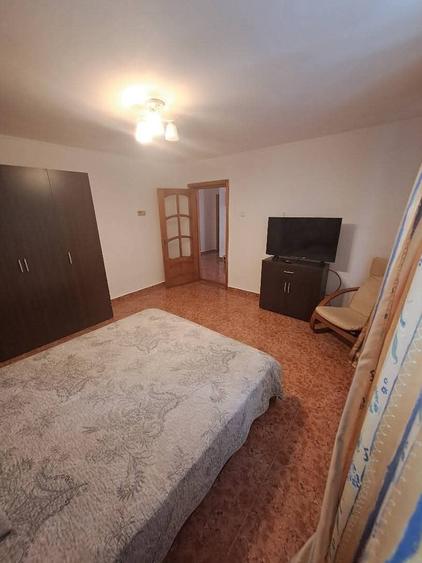 Casă cu 2 camere cu Teren 512 Mp în Radu Negru