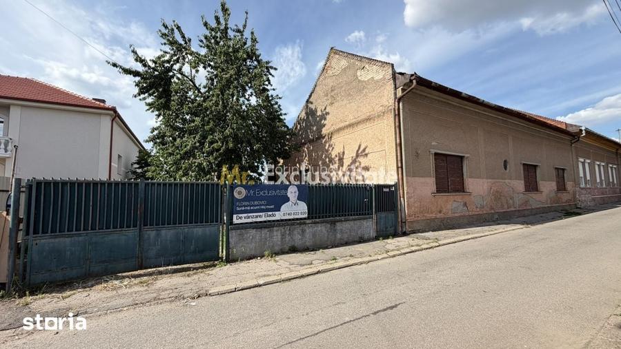 Casa de renovat cu teren 557 mp, central Str. Gh. Bari?iu - Carei