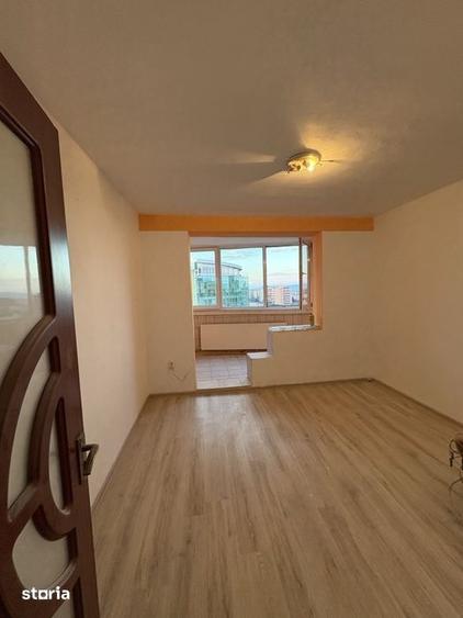 Apartament cu 3 camere în Scriitorilor