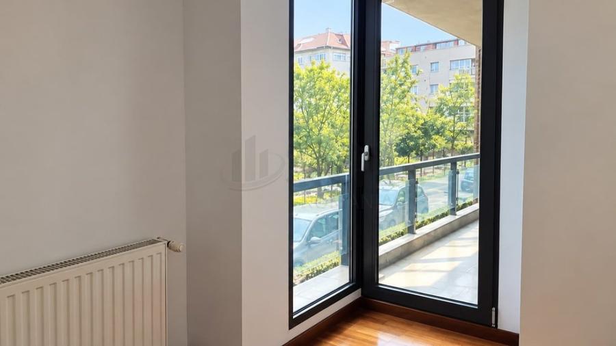 Apartament cu 2 camere decomandat în Herăstrău